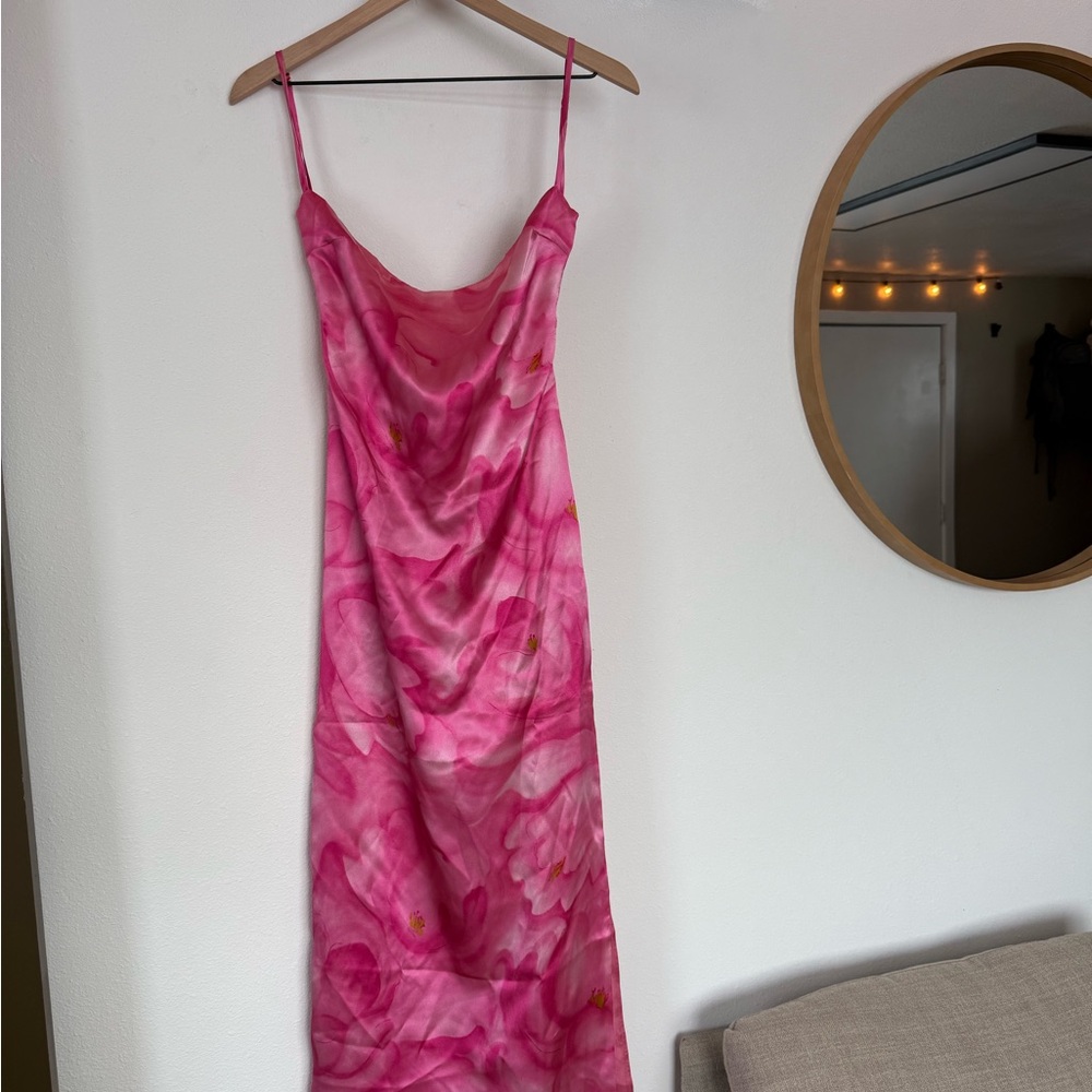 Mirror Palais Pink Floral Dress - Picture 2 of 4